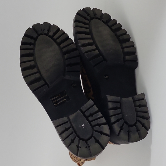 Lucky Brand Ellerey Leopard Print Suede Block Heel Lug Sole Chelsea Boots - Picture 11 of 11